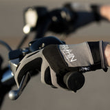 [Thrashin Supply Co.] Covert V2 Gloves  コーバート V2 グローブ グレー&ブラック