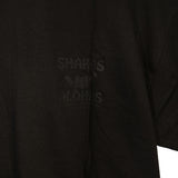 [Shakas x Alohas] Shaka Logo Tee (シャカ ロゴ 半袖 Tシャツ) 『黒／黒』