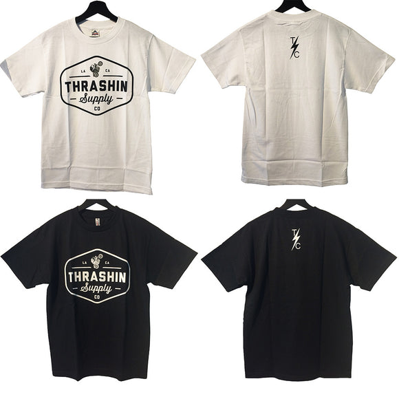 [Thrashin Supply Co.] Badge Tee Black バッジ Tシャツ ホワイト or ブラック
